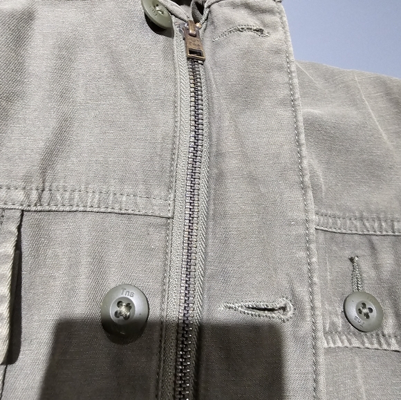 Aritzia TNA cargo utility jacket with hood Size 2 OVERSIZEDED - Picture 9 of 12